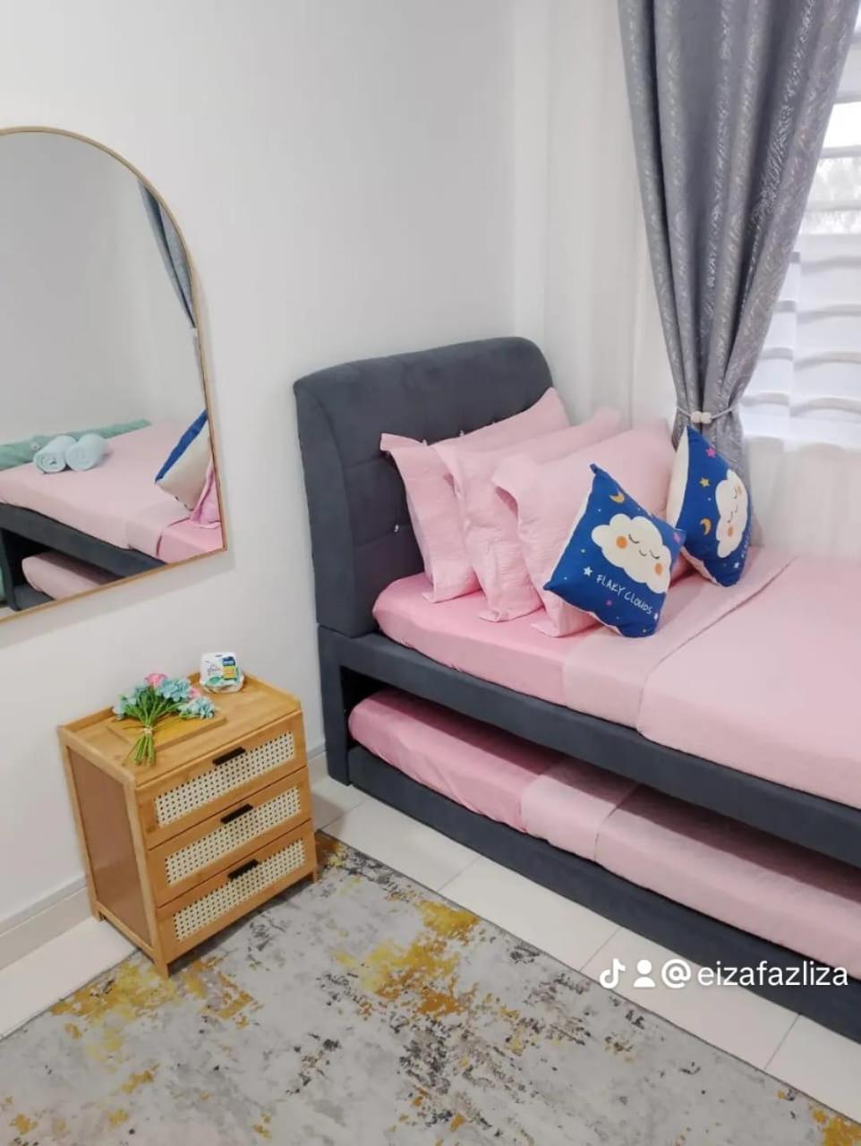 Fazlizasuite Homestay @ Teluk Kemang-Muslim Preferred Port Dickson Exterior foto